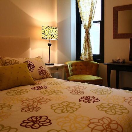 Downtown Home Inn B&B โตรอนโต ห้อง รูปภาพ